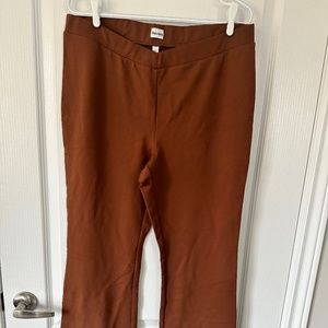 Aritzia Groovy Pant